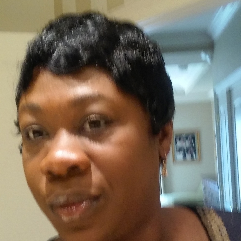 Meet your Posher, Nadine